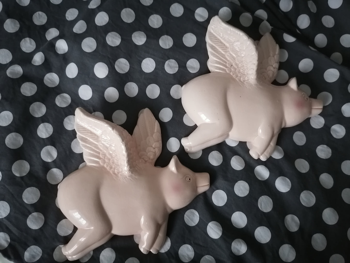 Fly - PairPigs Might Fly - Pair of Ceramic Pigs