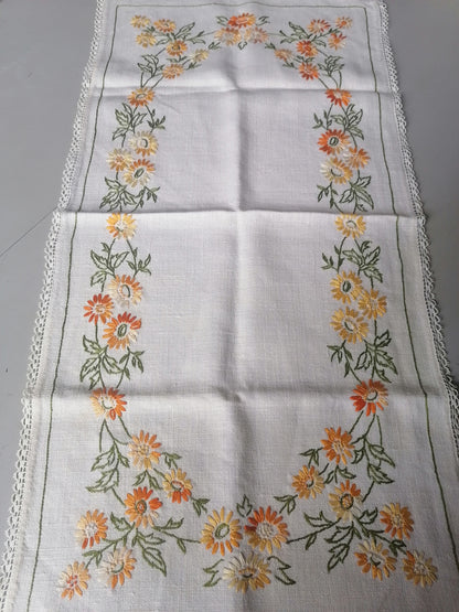 Hand embroidered linen table runner 75cmx38cm