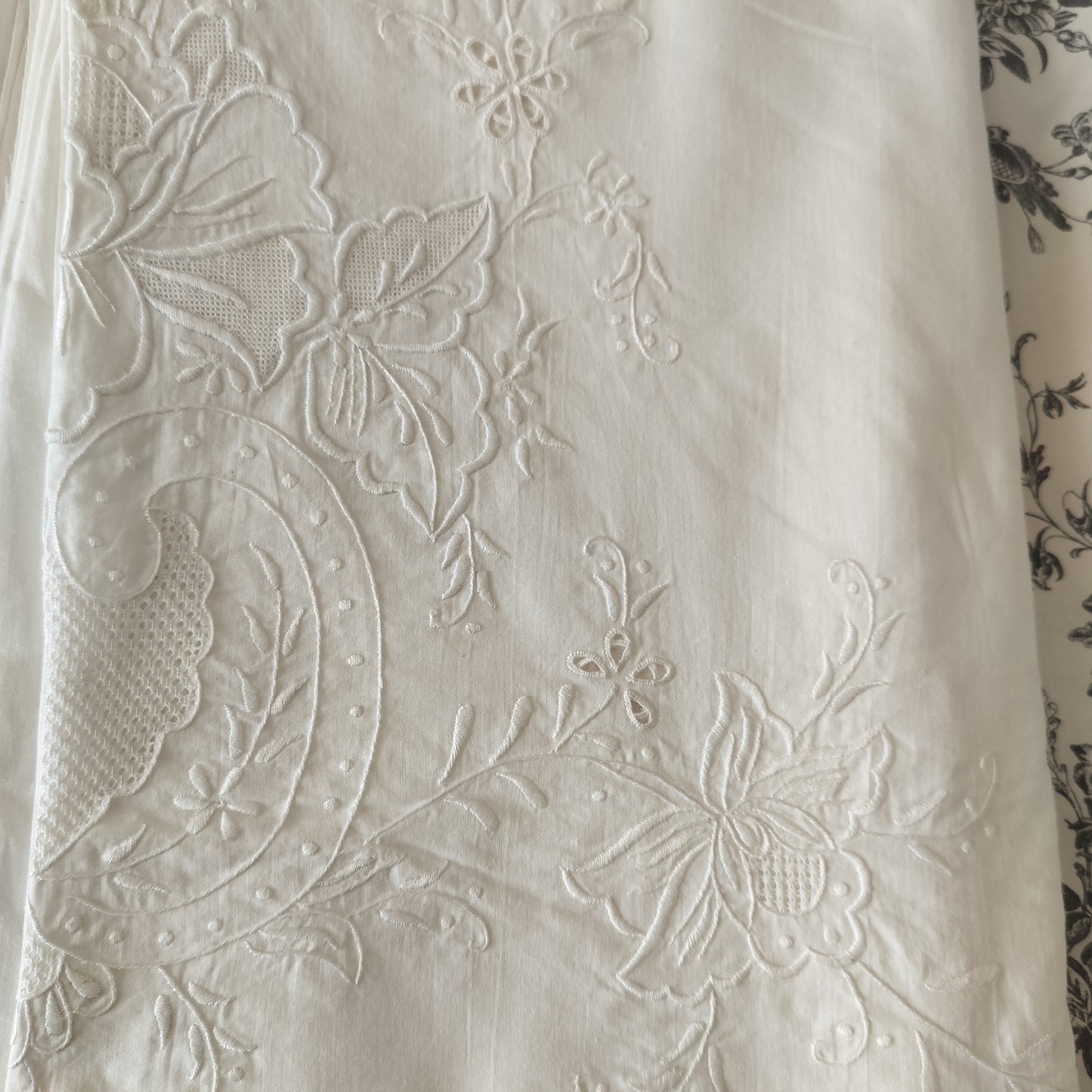 French white cotton sheet Hand embroidery 220cm x 270cm