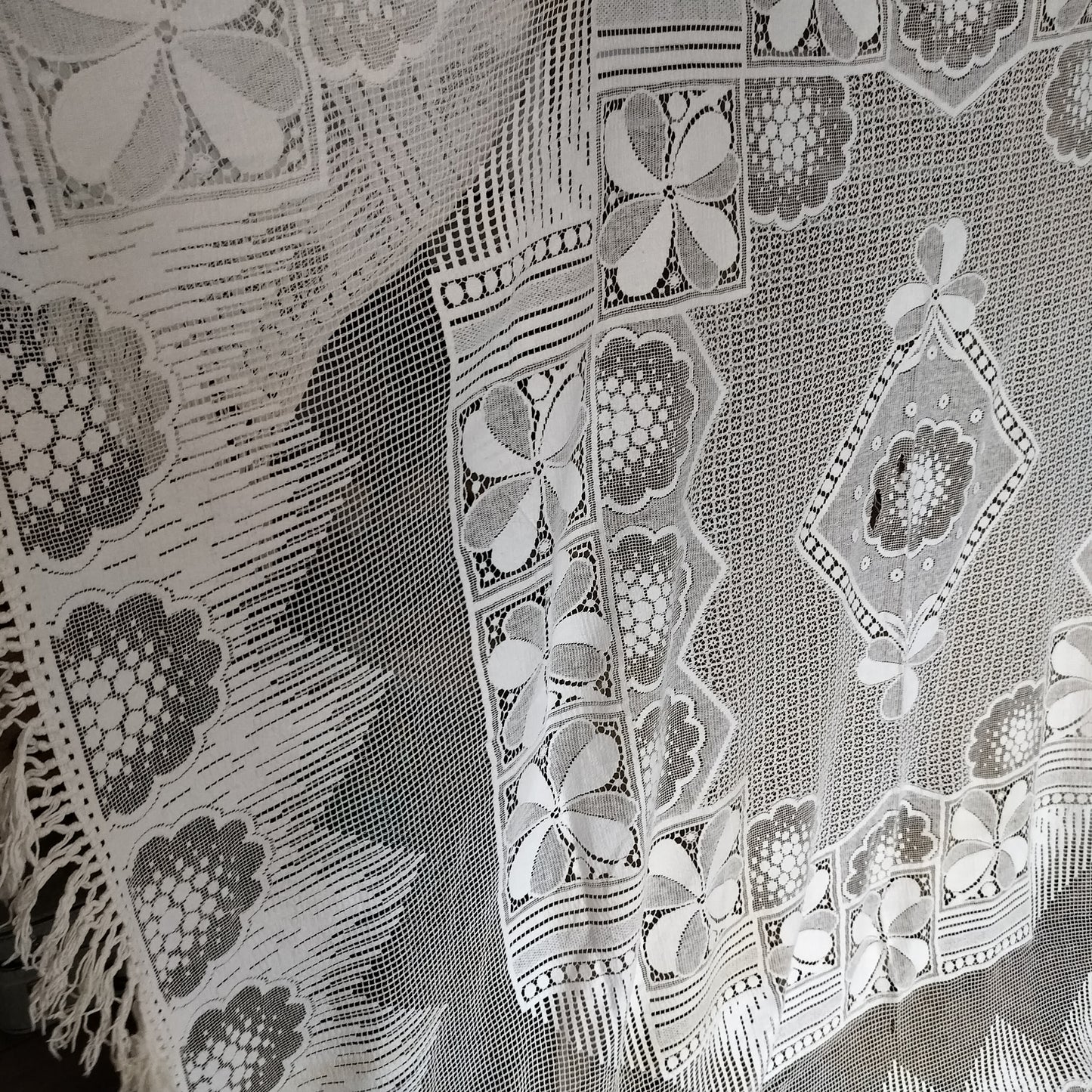 French cotton lace curtain vintage bedspread 220cm x 200cm